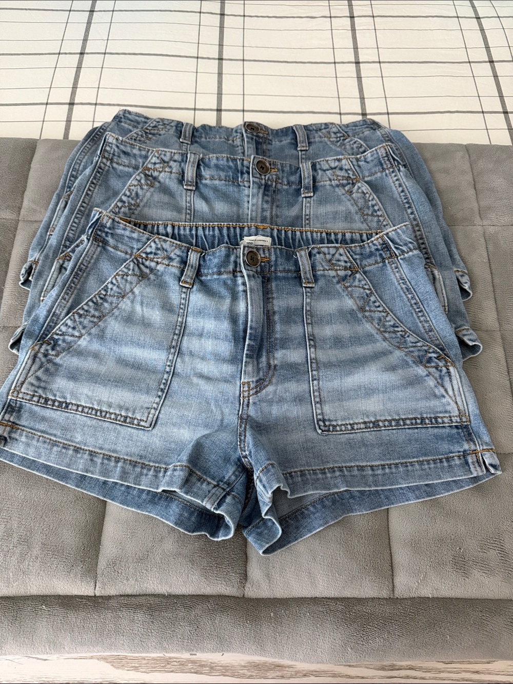 GUC Women’s Aerie Jean shorts size selling as a bundle